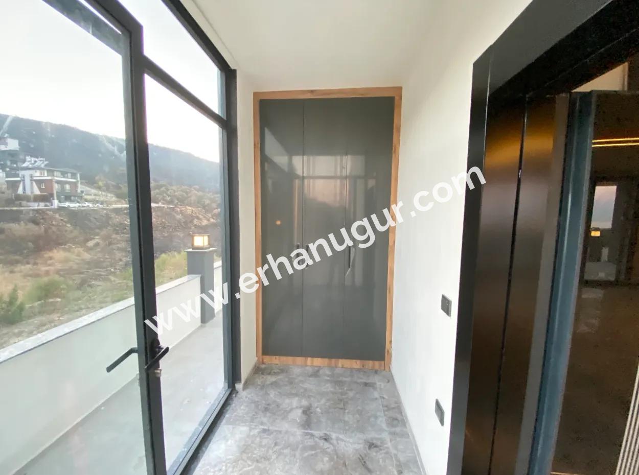 Ultra Luxury Smart And Corner Villa 4 In 1 Special Design Single Detached Villa