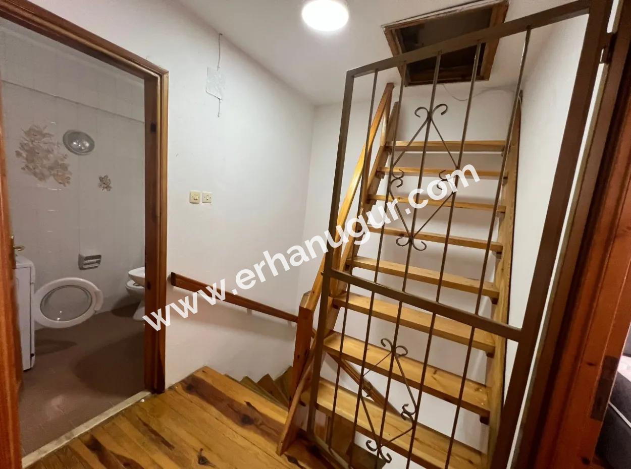 3 1 Villa For Sale On The Sea Side In Seferihisar Ürkmez