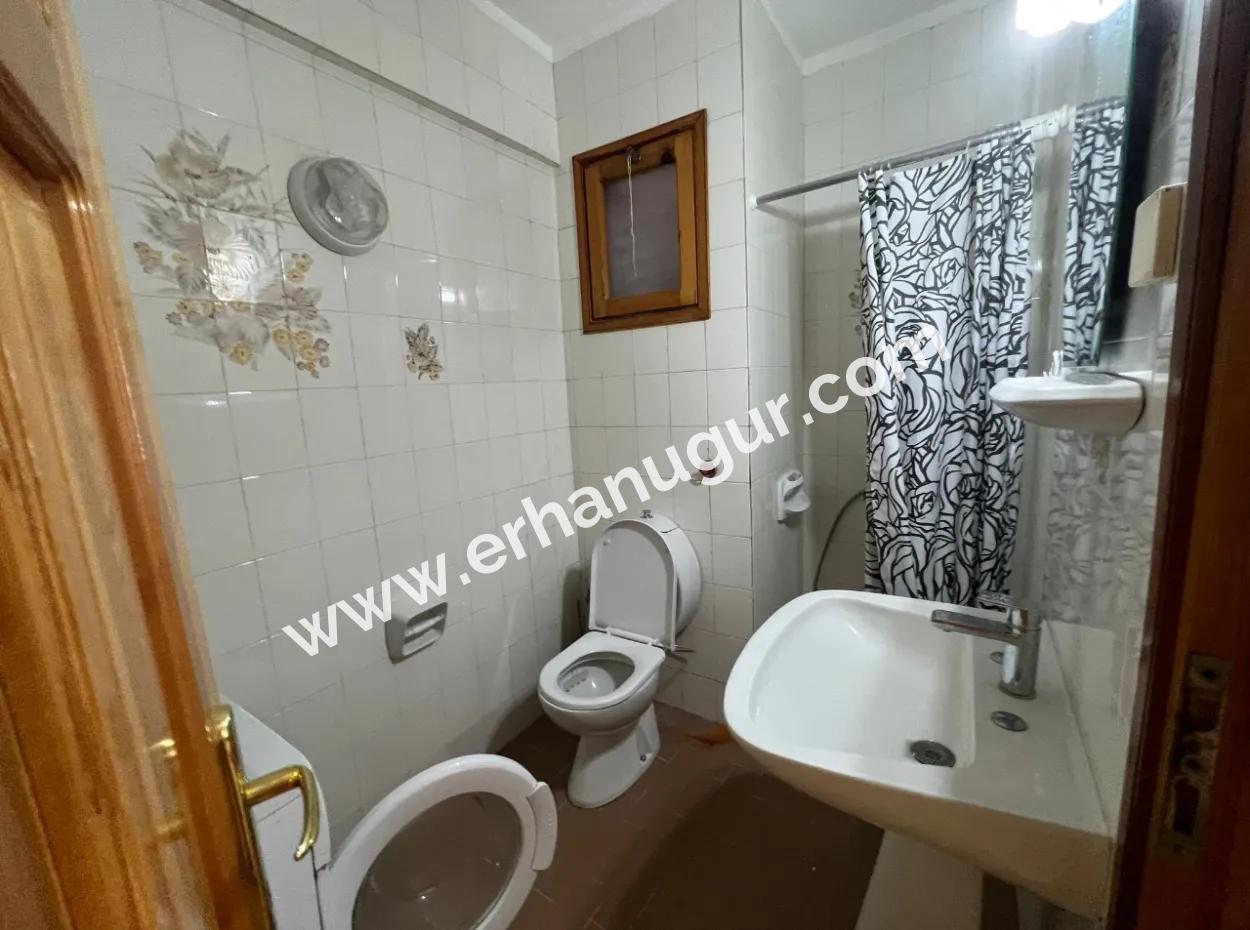 3 1 Villa For Sale On The Sea Side In Seferihisar Ürkmez