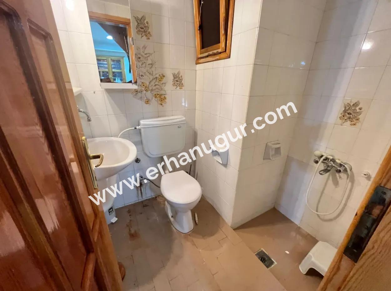 3 1 Villa For Sale On The Sea Side In Seferihisar Ürkmez