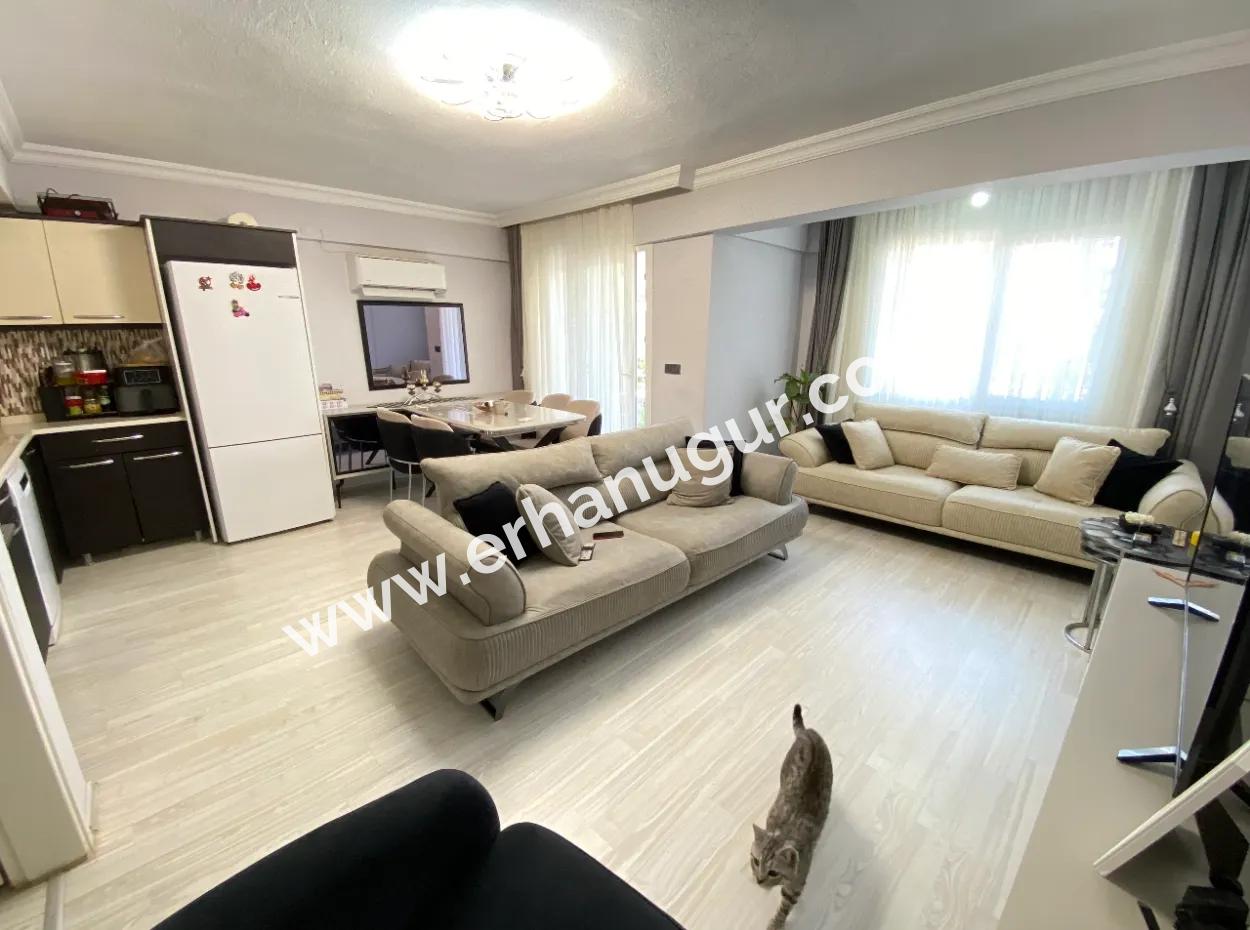 2 1 Apartment For Sale 250Mt To The Sea With Parking In Seferihisar Ürkmez