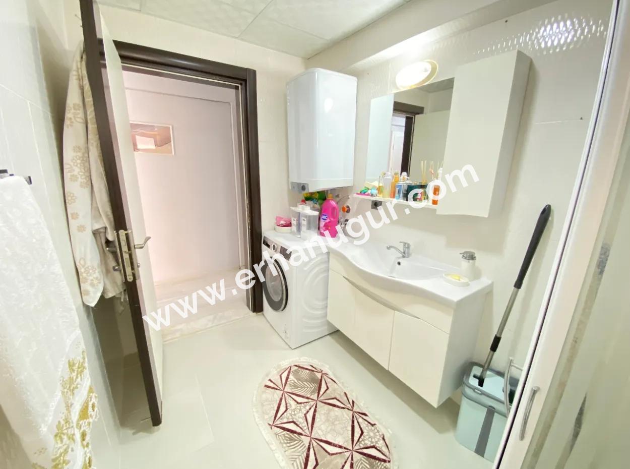 2 1 Apartment For Sale 250Mt To The Sea With Parking In Seferihisar Ürkmez