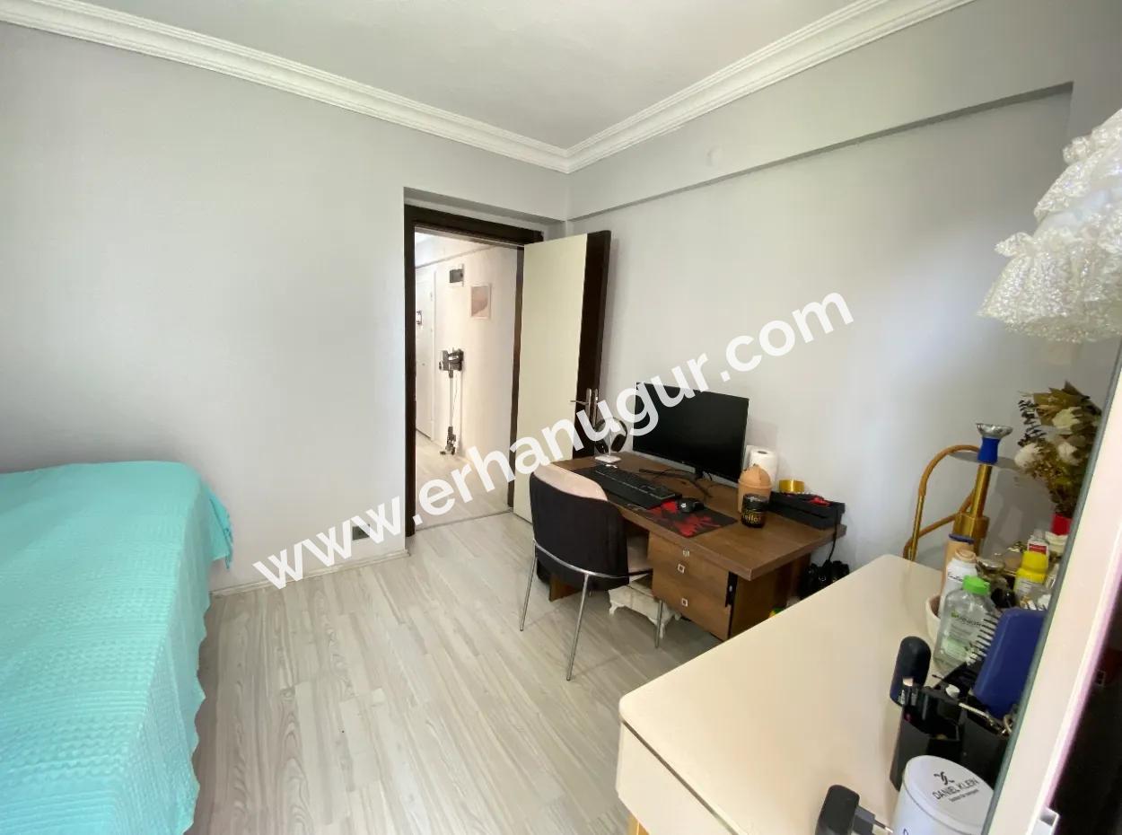 2 1 Apartment For Sale 250Mt To The Sea With Parking In Seferihisar Ürkmez