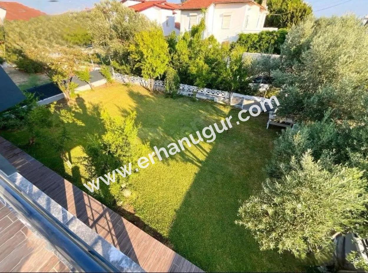Tekdetached Villa In 307M2 50M From The Sea In Doğanbey