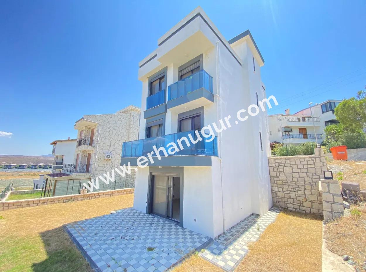 4 2 Villas For Sale With Full Sea View In Akarcada