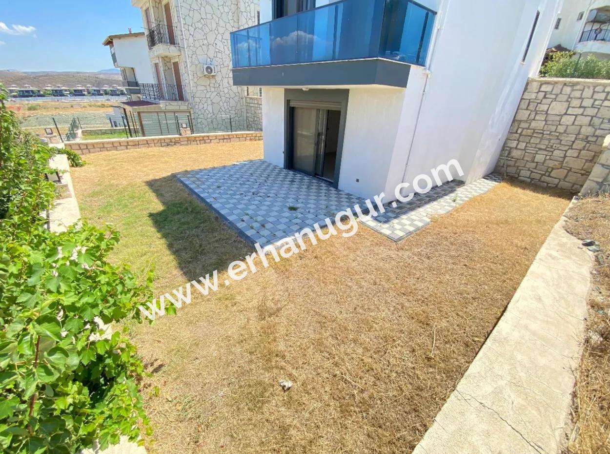 4 2 Villas For Sale With Full Sea View In Akarcada