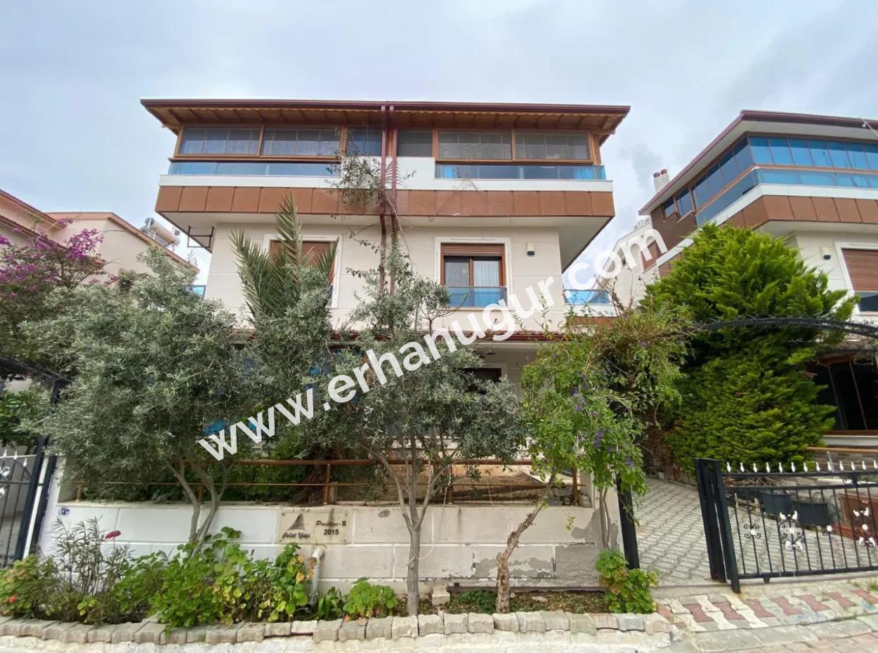 3 1 Villa For Sale In Ozdere 100 Meters From The Sea Side