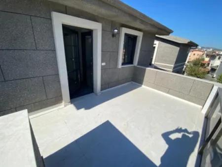 50M2 Pool And Garden Summer Villa For Sale In Gümüldür