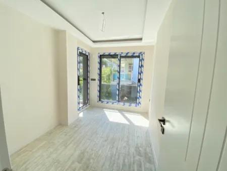 2 1 Villa With Large Garden For Sale In Ürkmez