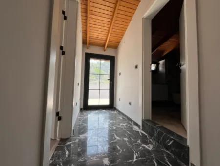 3 1 Villa For Sale With Modern Architect Within Walking Distance Of The Sea In Ozdere