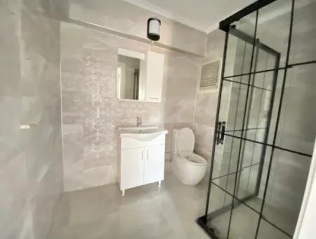 2 1 Apartment For Sale 300M2 To The Sea In The Center Of The Bazaar In Ürkmez