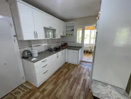 Single Detached 4 1 Villa Within 205 Meters In Doğanbey