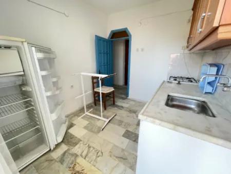 2 1 Apartment For Sale 50M From The Beach In Seferihisar Ürkmez