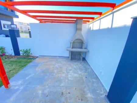 2 1 Villa For Sale With Underfloor Heating 500 Meters To The Sea In Doganbey