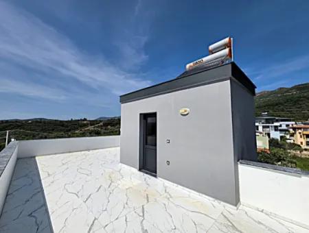 Single Detached 3 1 Villa With Sea View In Ürkmez