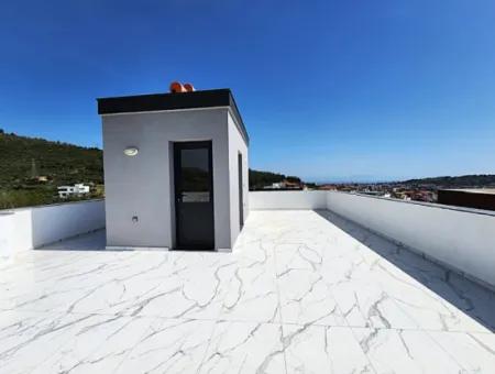 Single Detached 3 1 Villa With Sea View In Ürkmez