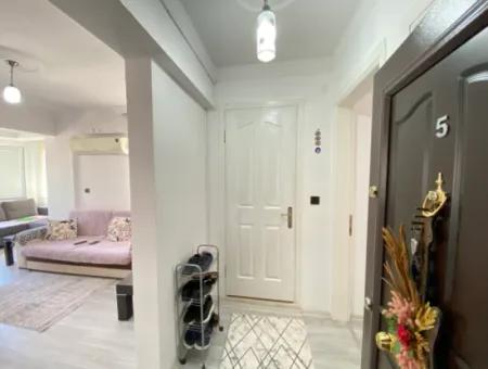 2 1 Apartment For Sale In The Center Of Ürkmez 350M Large Spacious Structure To The Sea