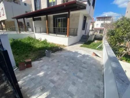 3 1 Villa For Sale With 350Mt Garden To The Sea In Seferihisar Doğanbey