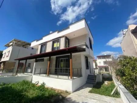 3 1 Villa For Sale With 350Mt Garden To The Sea In Seferihisar Doğanbey