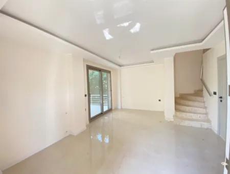 2 1 Villa For Sale 300Mt To The Sea With Geneş Bahceli In Seferihisar Doğanbey