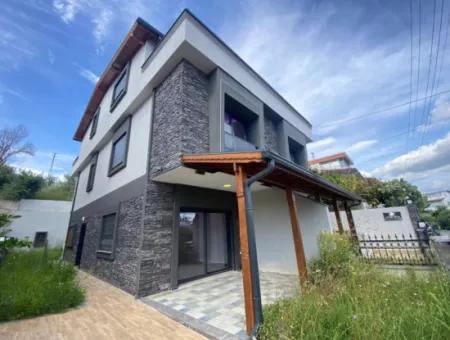 4 1 Villa For Sale In Ozdere With Full Sea View And Large Garden