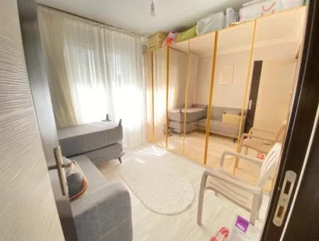 2 1 Apartment For Sale 250Mt To The Sea With Parking In Seferihisar Ürkmez