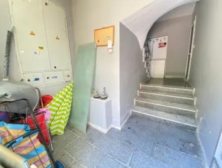 2 1 Apartment For Sale 250Mt To The Sea With Parking In Seferihisar Ürkmez