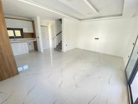 Corner Villa In Seferihisar Doğanbey 750Mt For Sale To The Sea 3 1