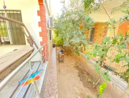 3 1 Villa For Sale 300Mt Spacious To The Sea In Seferihisar Doğanbey