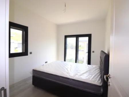 3 1 Villa For Sale In A Single Detached Complex In Seferihisar Doğanbey