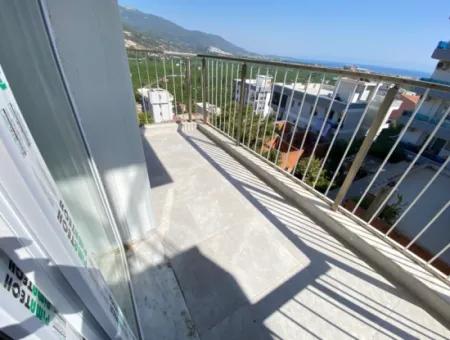 1 1 Apartment For Sale With Full Sea Elevator In The Center Of Gümüldür