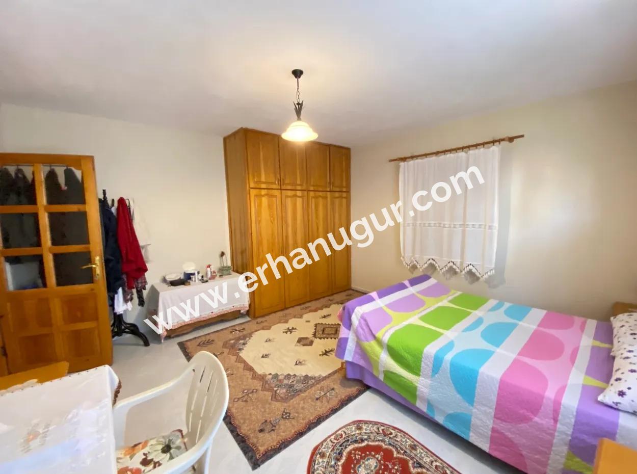 Doğanbey Merkezinde Denize 350M2 Ultra Lüx 7+2 Villa