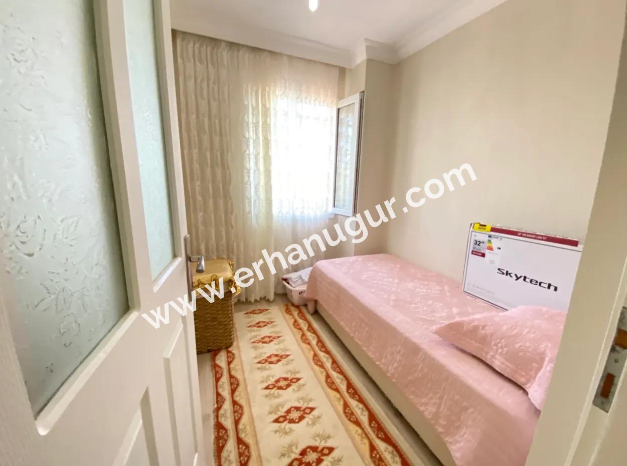 Doğanbey De Köşe Villa Tek Müstakil Geniş Bahçeli Ultra Lükx Satılık 4+1 Villa