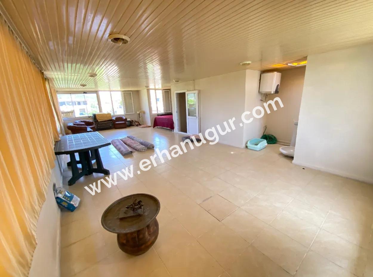 Doğanbey De Köşe Villa Tek Müstakil Geniş Bahçeli Ultra Lükx Satılık 4+1 Villa