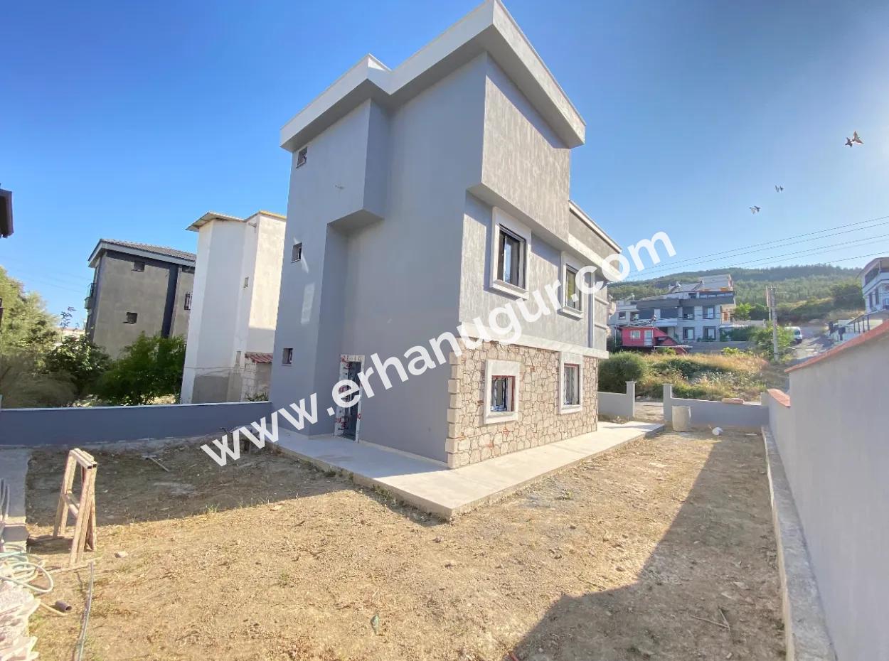 Doğanbey De Tek Mustakil Otoparklı Ultra Lüx Satılık 4+1 Villa