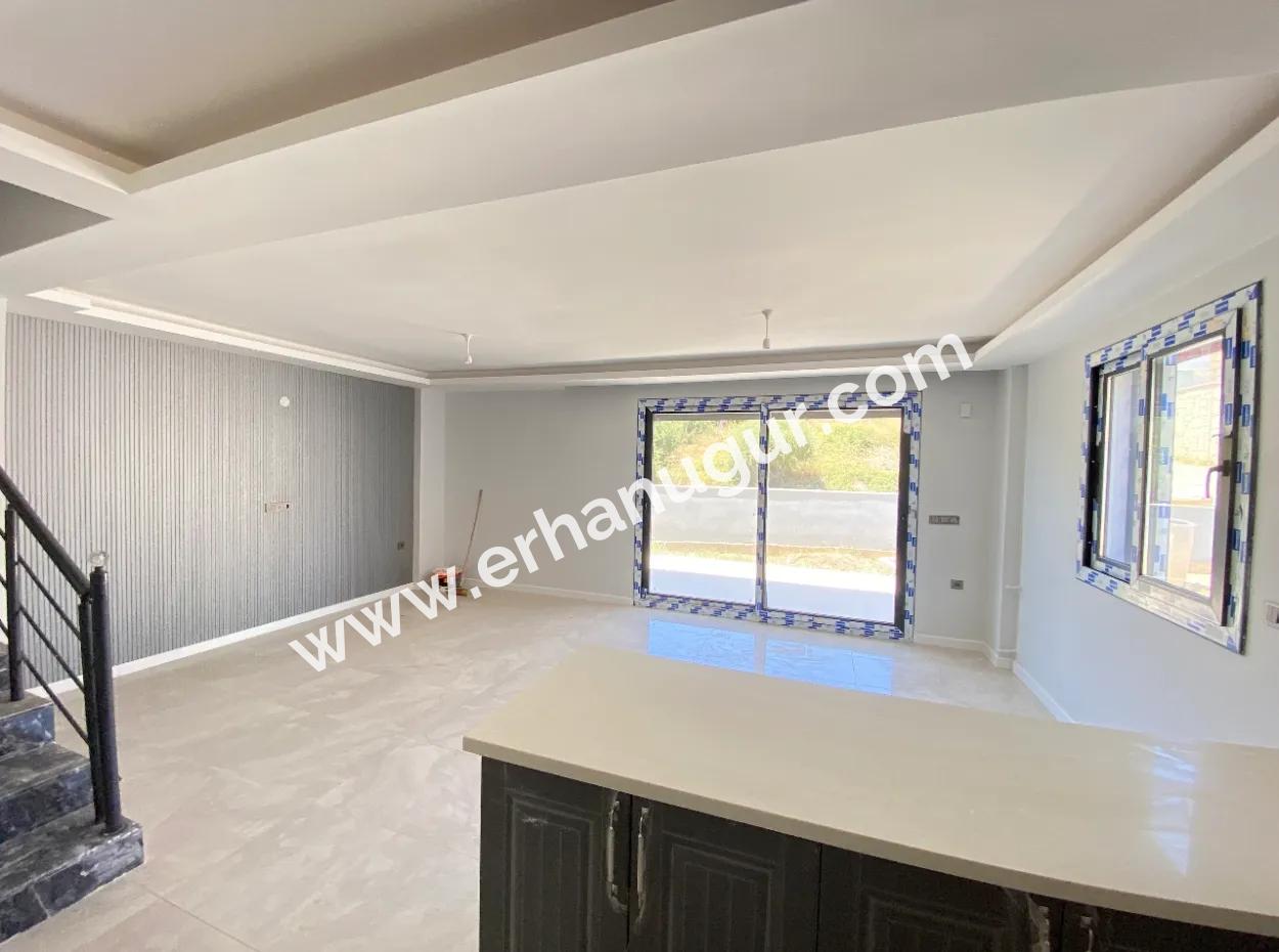 Doğanbey De Tek Mustakil Otoparklı Ultra Lüx Satılık 4+1 Villa