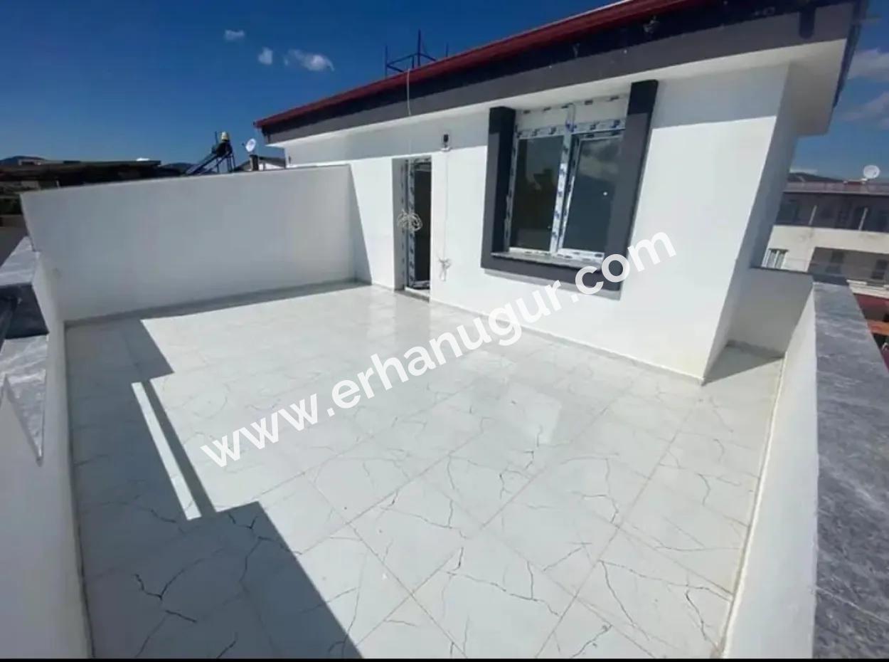 Seferihisar Doğanbey De Denize 350Mt Bahçeli Satılık 3+1 Villa