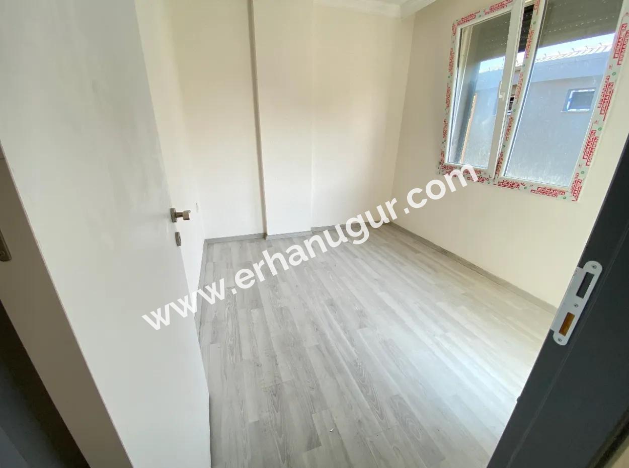 Seferihisar Doğanbey De Köşe Denize 500Mt Satılık 3+1 Villa