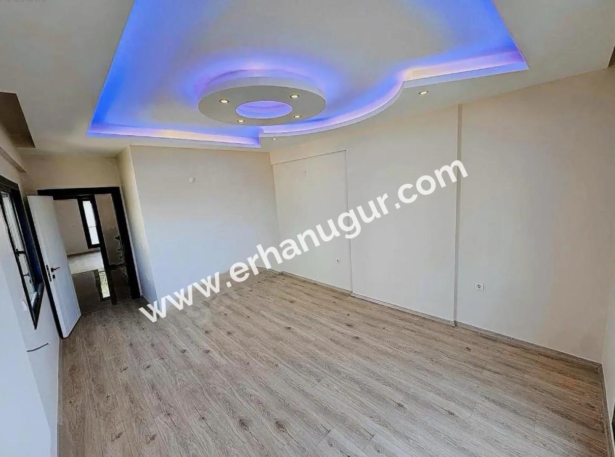 Özdere De Full Deniz Manzaralı Geniş Bahçeli Satılık 4+1 Villa