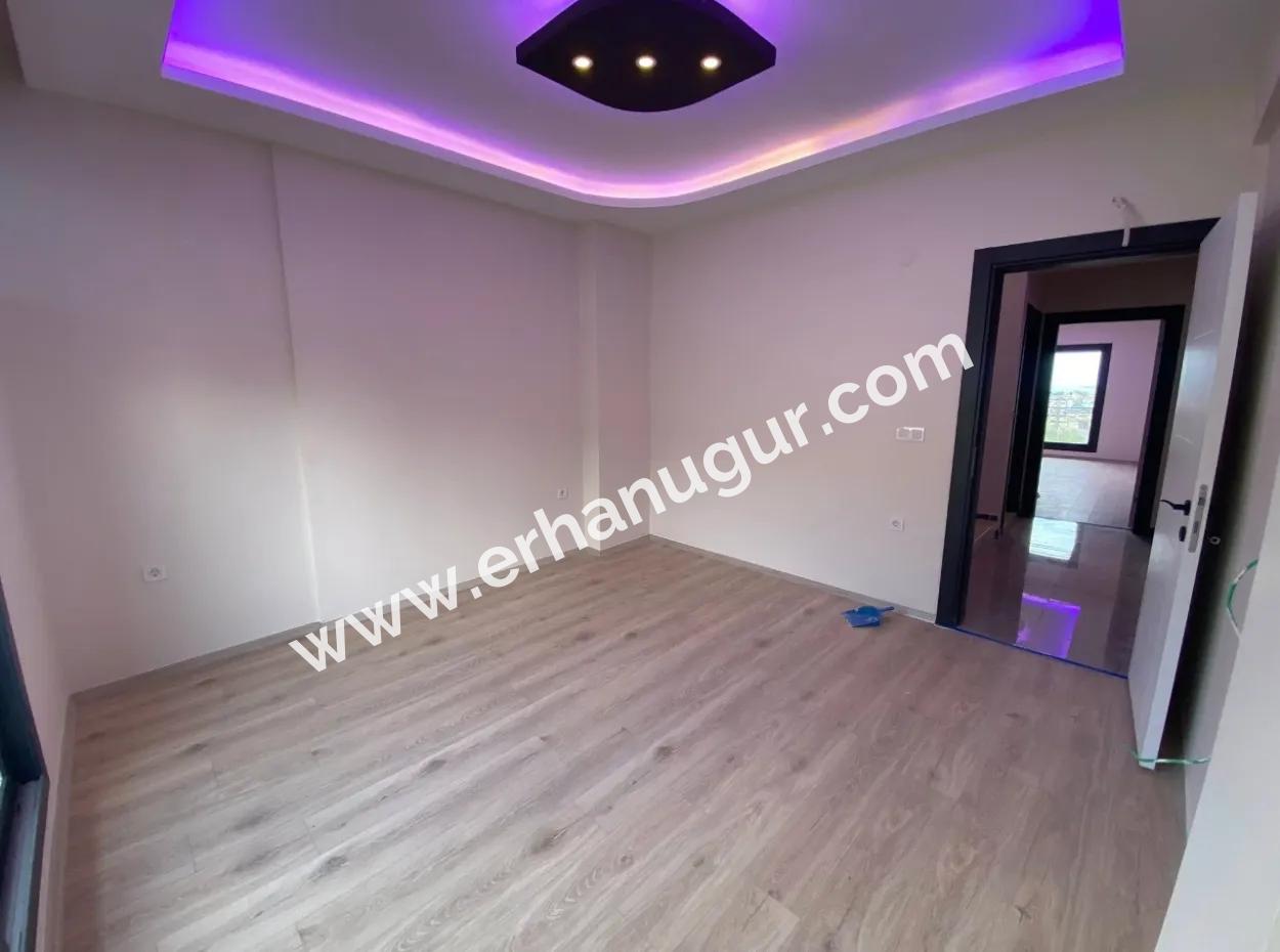 Özdere De Full Deniz Manzaralı Geniş Bahçeli Satılık 4+1 Villa