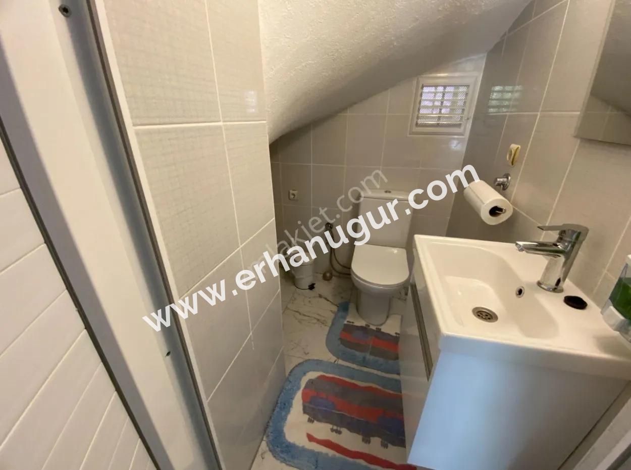 Seferihisar Doğanbey De Denize 300Mt Ferah Satılık 3+1 Villa