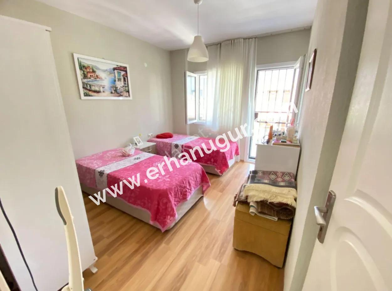 Seferihisar Doğanbey De Denize 300Mt Ferah Satılık 3+1 Villa