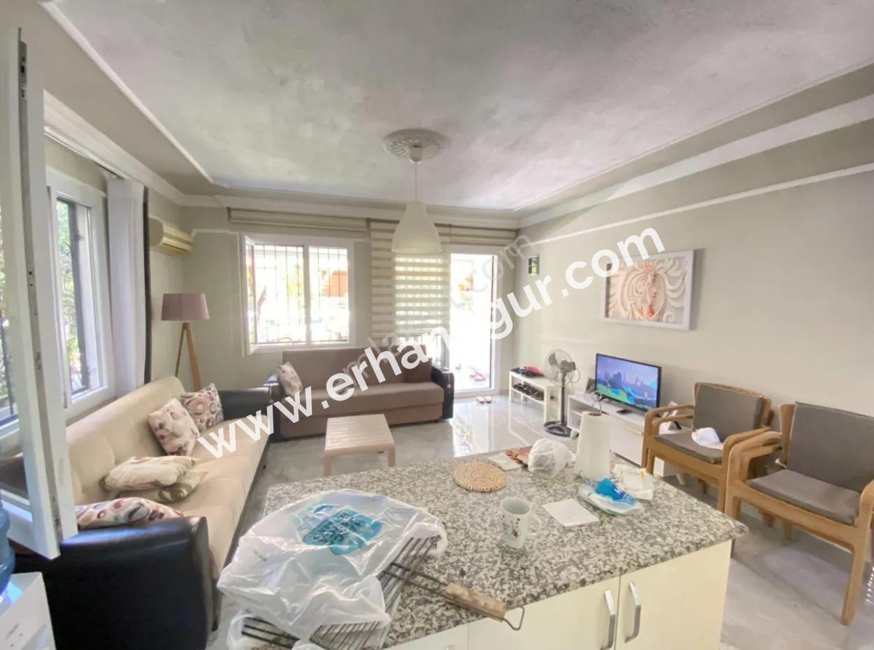 Seferihisar Doğanbey De Denize 300Mt Ferah Satılık 3+1 Villa