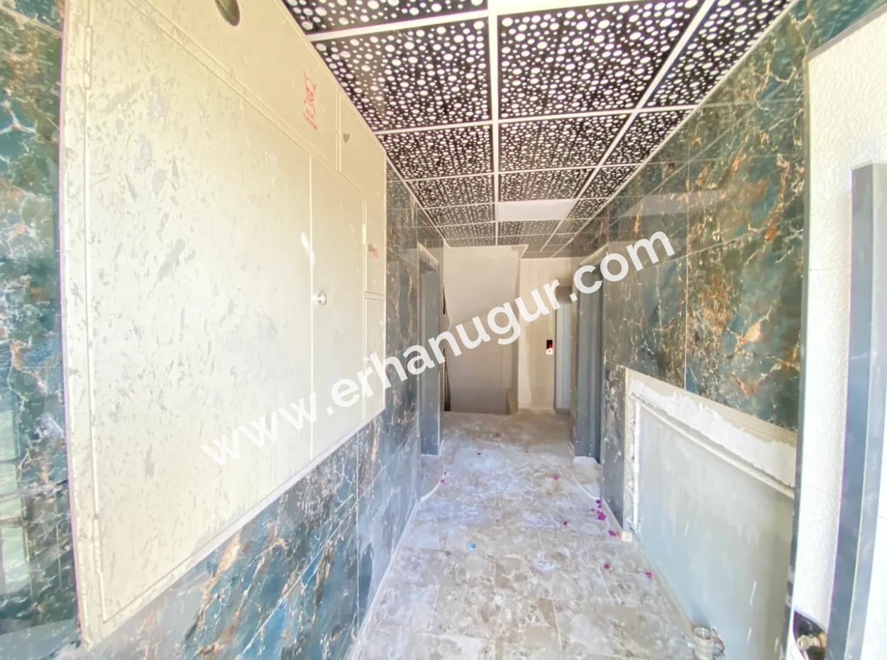 Gümüldür De Full Eşyalı Full Deniz Asansörlüdür Satılık 1+1 Daire