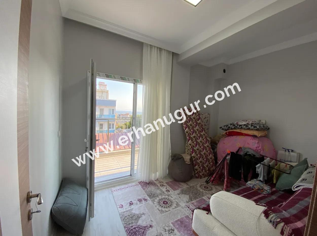 Gümüldür De Full Eşyalı Full Deniz Asansörlüdür Satılık 1+1 Daire