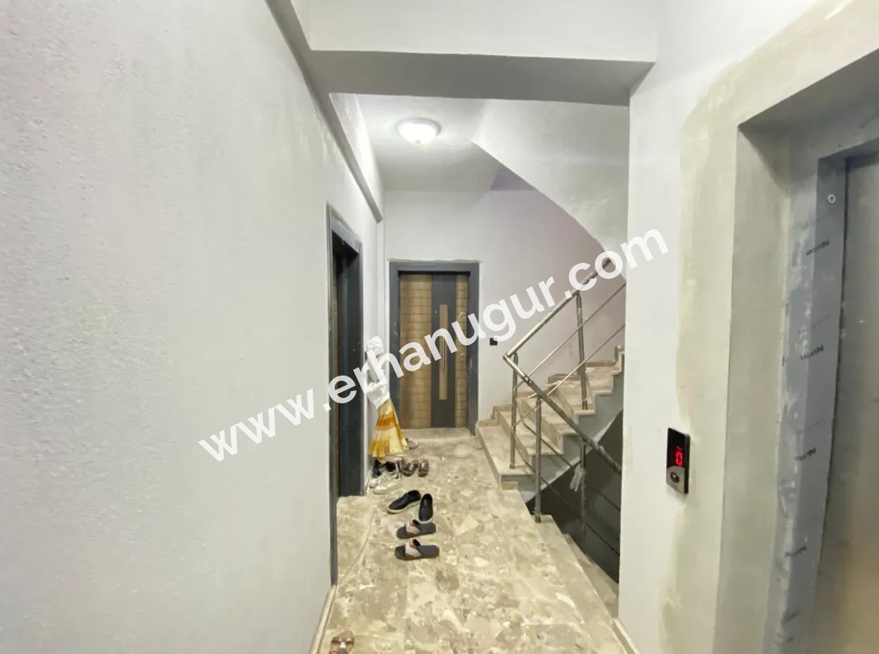 Gümüldür De Full Eşyalı Full Deniz Asansörlüdür Satılık 1+1 Daire