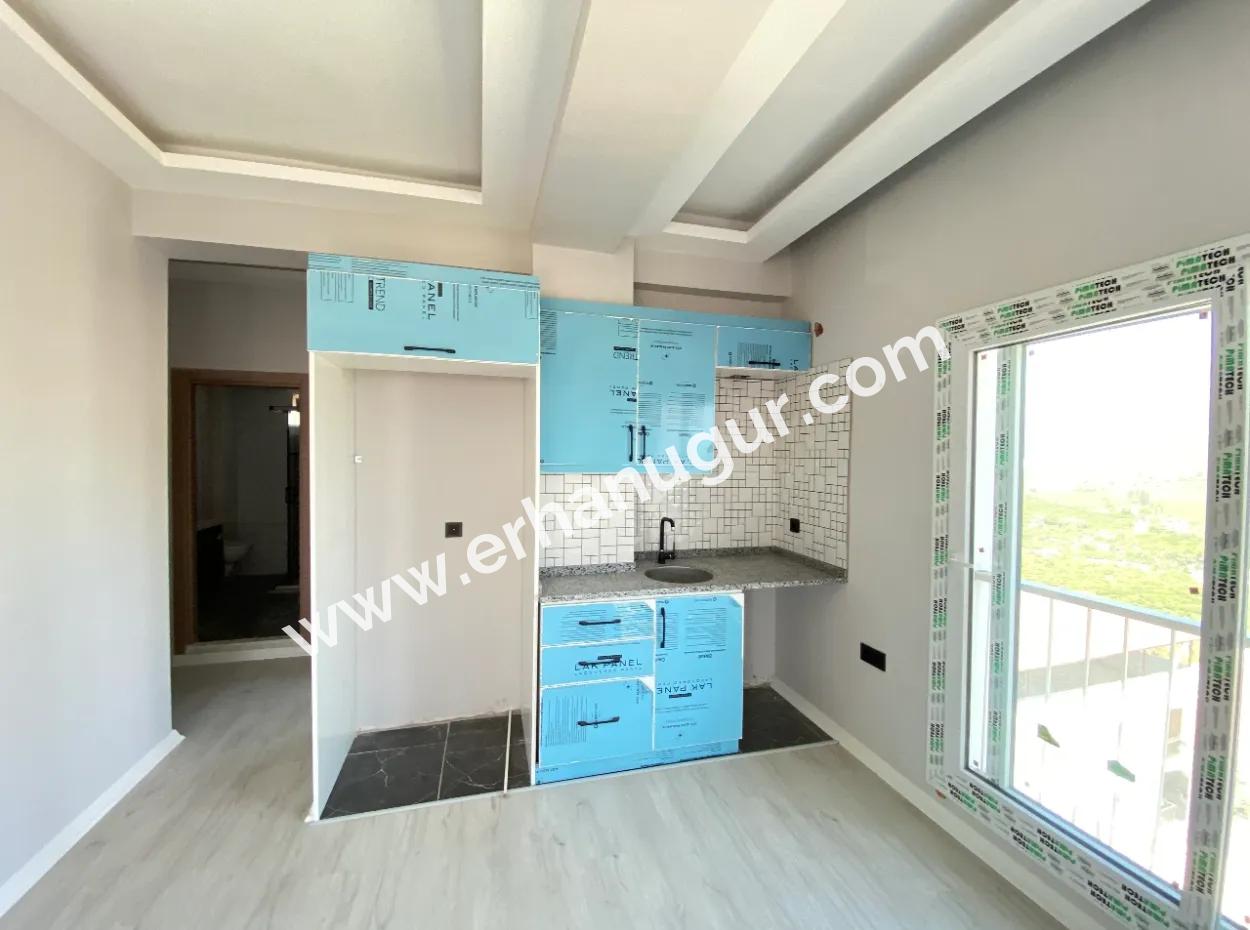 Gümüldür De Merkezinde Full Deniz Asansörlüdür Satılık 1+1 Daire