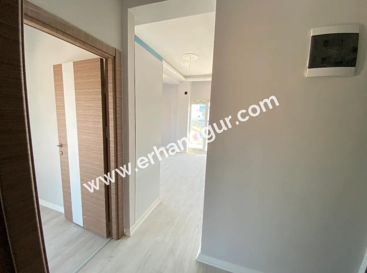 Gümüldür De Merkezinde Full Deniz Asansörlüdür Satılık 1+1 Daire
