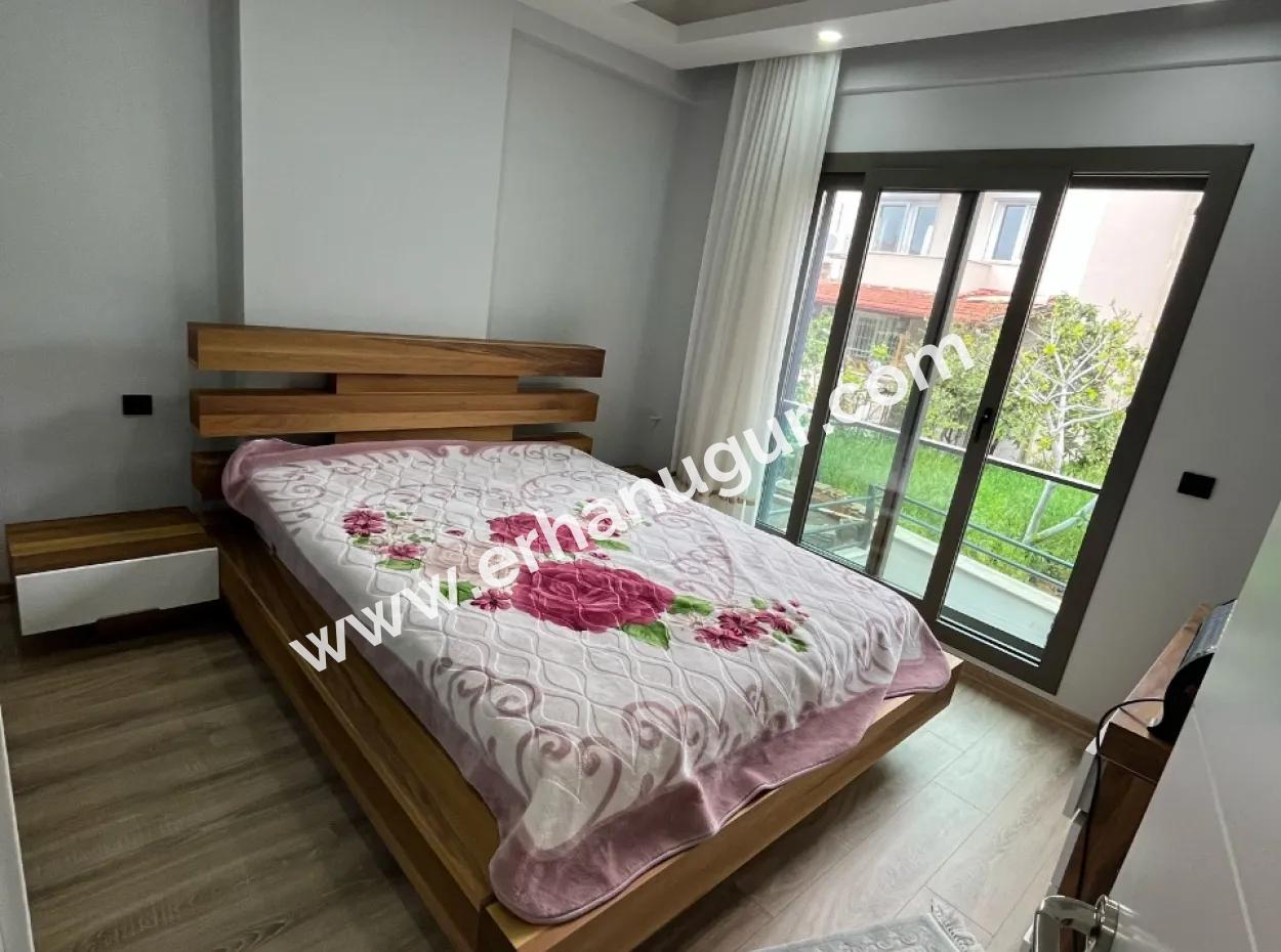 Özdere Çukuraltı De Full Eşyalı Lükx Satılık 3+1Villa