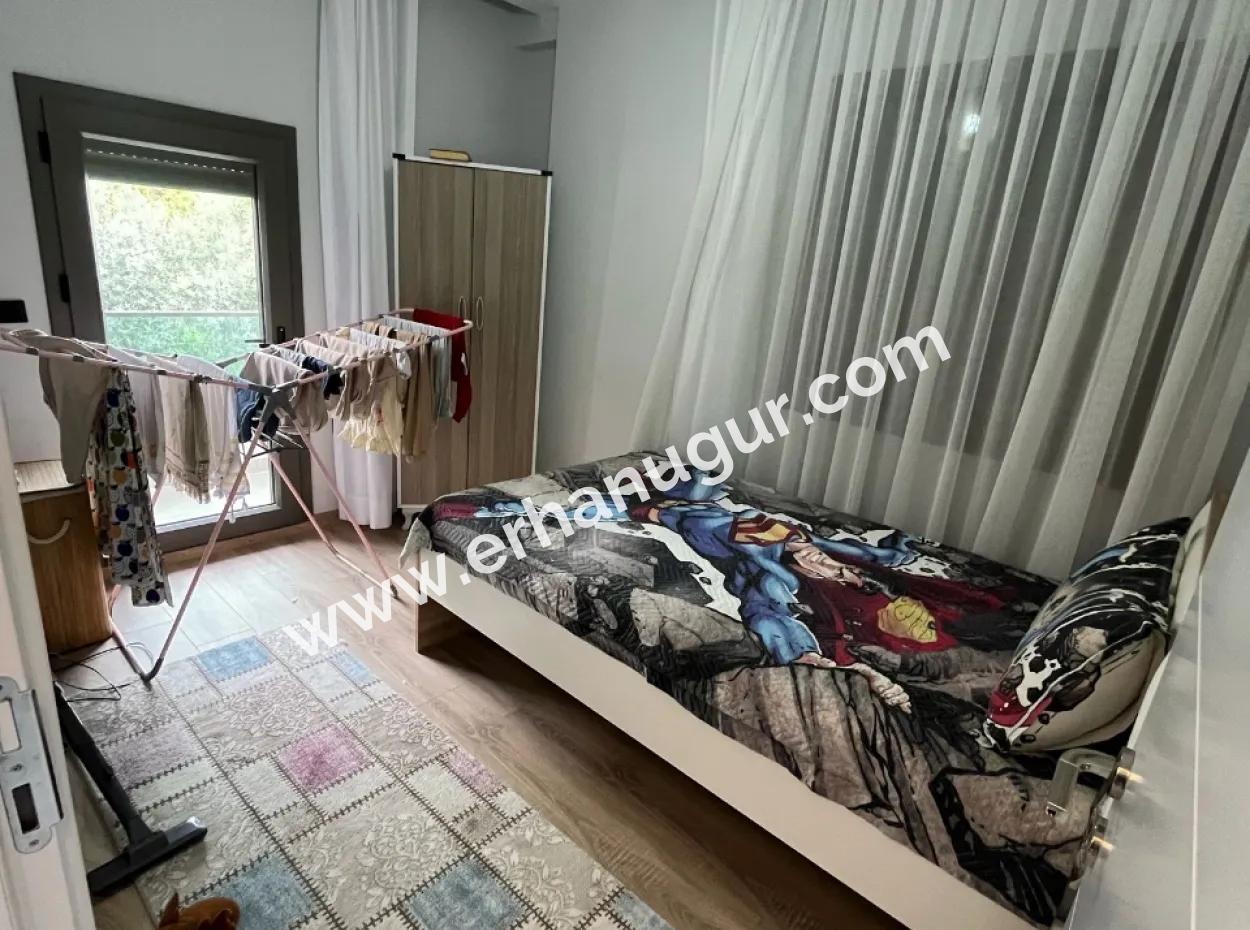 Özdere Çukuraltı De Full Eşyalı Lükx Satılık 3+1Villa